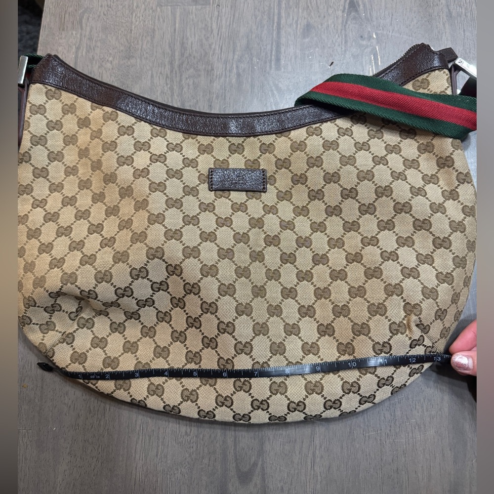 Gucci Half Moon Saddle Crossbody GG Canvas Hobo Bag with Green and Red Strap - Picture 14 of 16